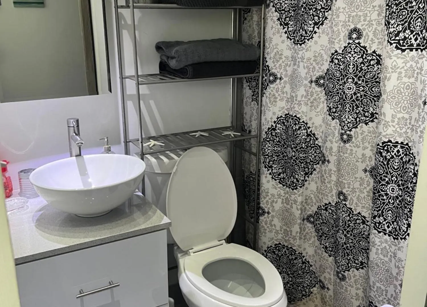 Holiday home Two Bedroom Ocean And Mountain View Container Home Luquillo Puerto Rico